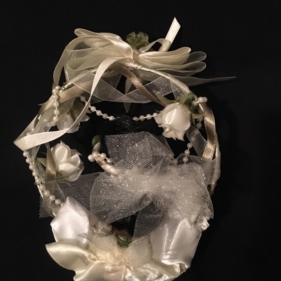 Princess Wreath/Ornament By Marie Osmond - Picture 2 of 7